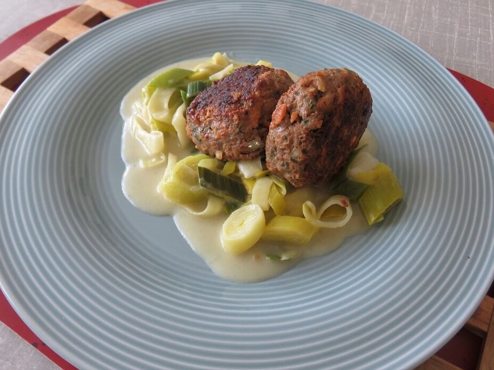 Möhren - Hacksteaks auf Rahmporree von Bensmama09| Chefkoch Möhren - Hacksteaks auf Rahmporree von Bensmama09| Chefkoch