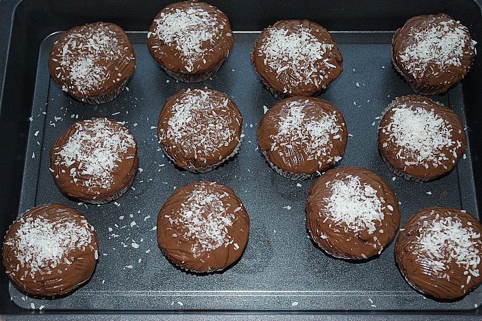 Schoko - Muffins mit Kokos - Herz