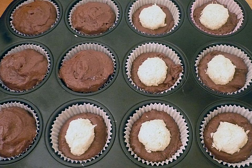 Schoko - Muffins mit Kokos - Herz