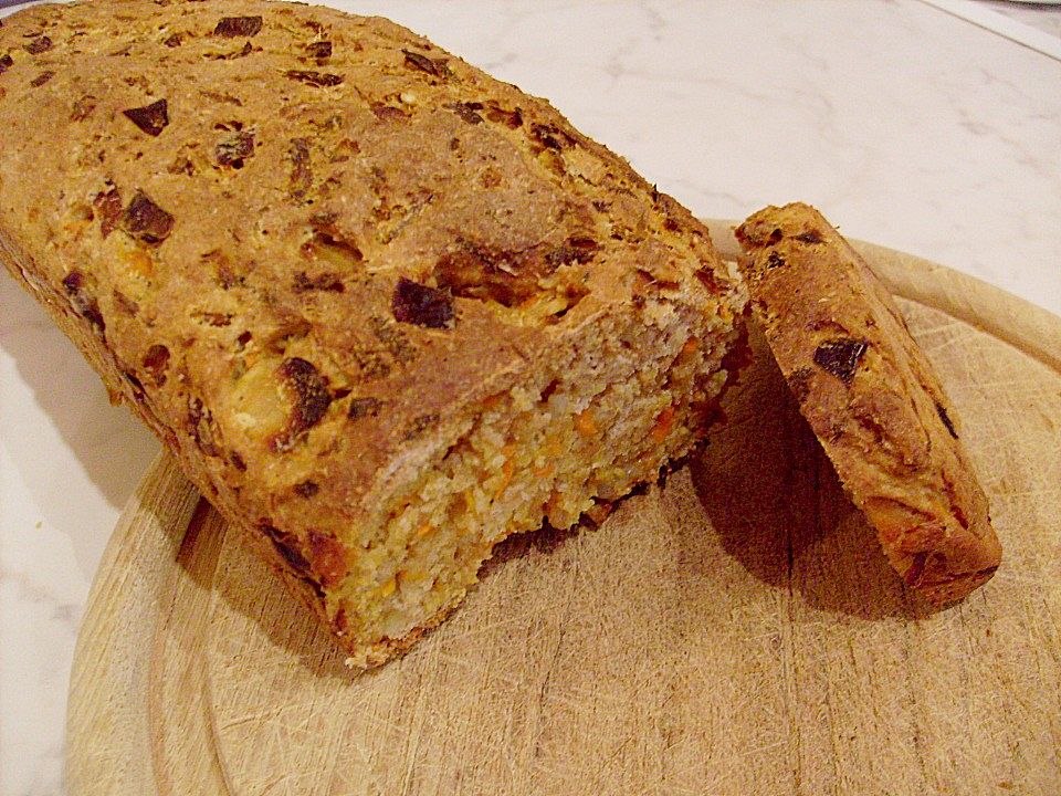 Dinkelbrot mit Möhren und Zwiebeln von _Kochmütze_| Chefkoch