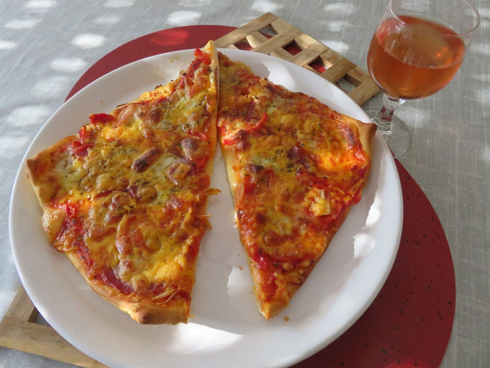 Paprika Pizza von minimi86 Chefkoch