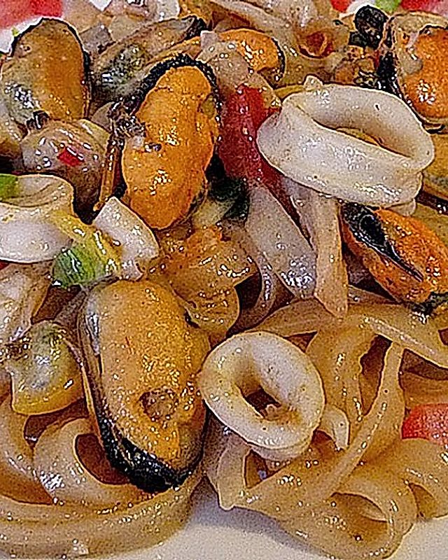 Töginger Reisnudeln mit Meeresfrüchten aus dem Wok