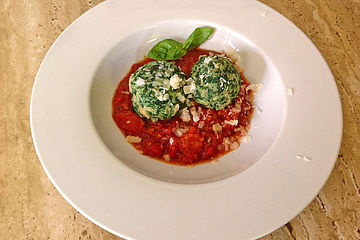 Schnelle Spinatknödel