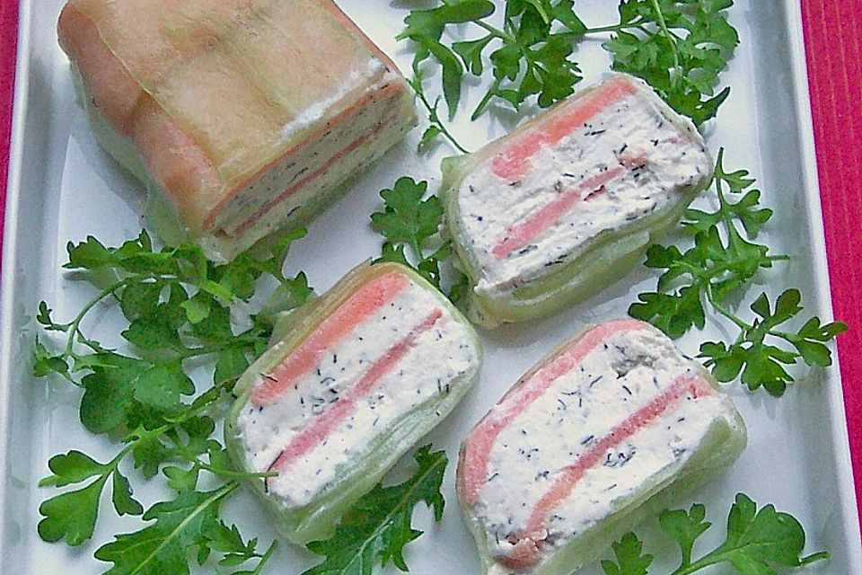 Feine Terrine mit Räucherlachs