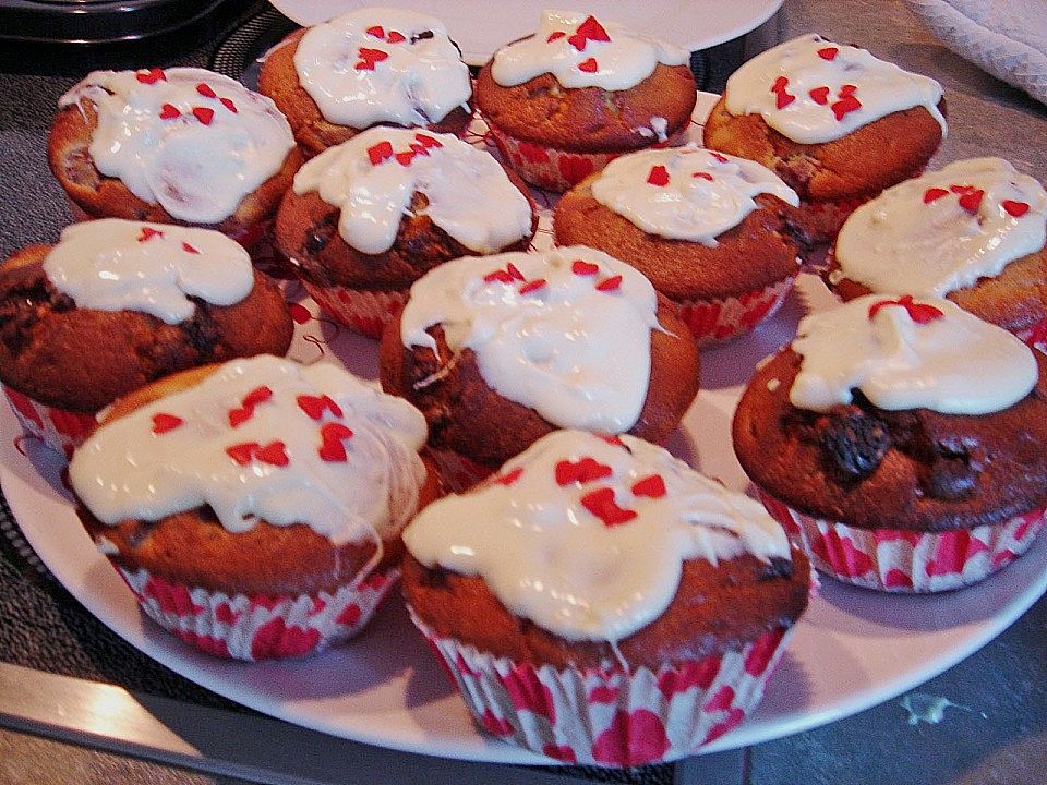 Muffins mit weißer Schokolade und Kirschen von lea83| Chefkoch