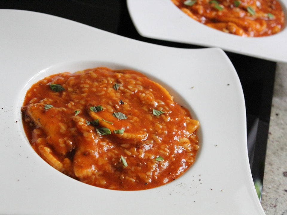 Ravioli mit Ricottafüllung und frischer Tomatensauce von Heddu | Chefkoch
