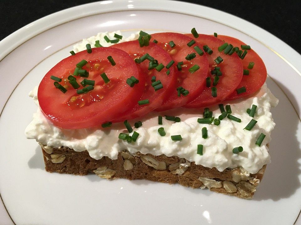 Belegtes Brot mit Hüttenkäse von Nicky0110 | Chefkoch