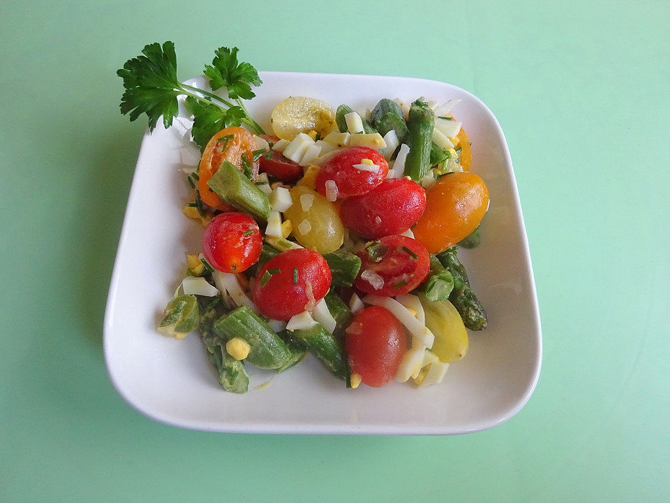 Spargelsalat mit Tomaten und Ei von ela74| Chefkoch