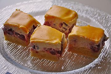 Himbeer - Schmand - Kuchen mit Eierlikörguss
