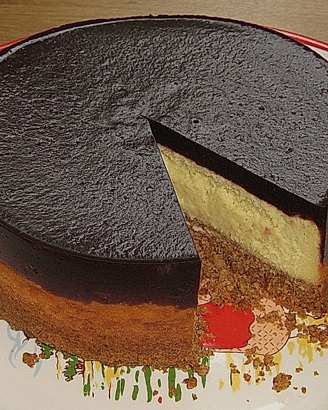 Mascarpone - Torte mit Heidelbeersauce