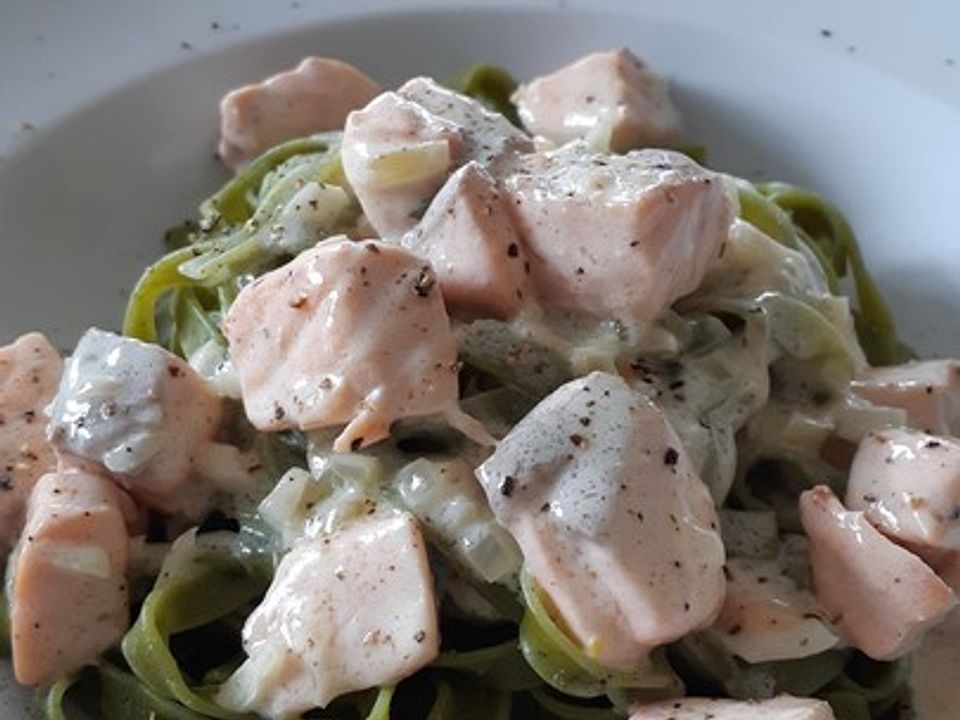 Gebratener Lachs auf Tagliatelle von Tryumph800| Chefkoch