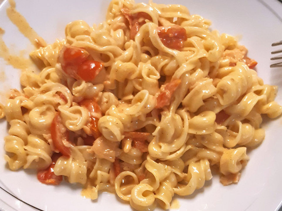 Gebratener Lachs auf Tagliatelle von Tryumph800| Chefkoch