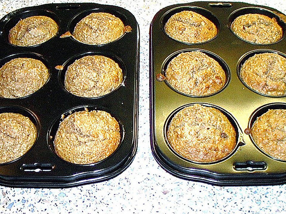 Geniale Apfel - Muffins mit Rosinen und Nüssen von lilly14| Chefkoch