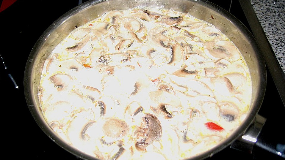 Schweinesteak an Champignon - Paprika - Sauce von Tryumph800 Schweinesteak an Champignon - Paprika - Sauce von Tryumph800