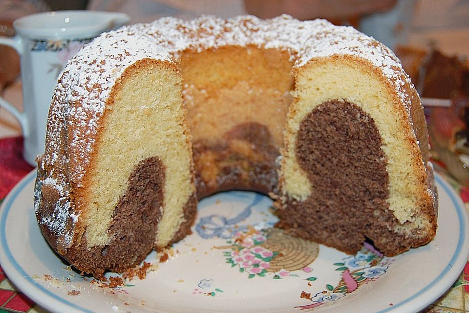 Eierlikör - Marmorkuchen