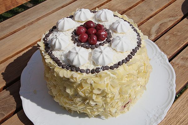 Schokoladen - Kirsch - Mandel - Kokos - Sahne - Torte von brisane ...