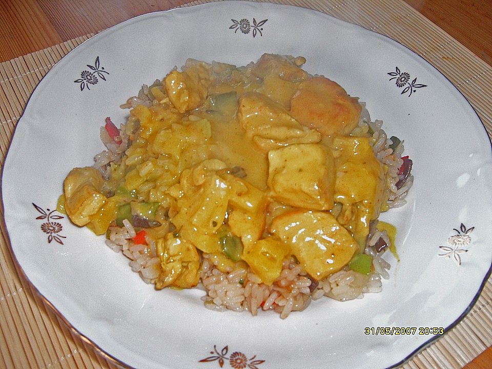 Hühnerbrust in Ananas - Curry - Sauce von Kepa1| Chefkoch