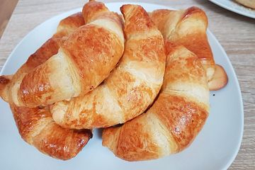 Einfache schnelle Marzipan - Croissants