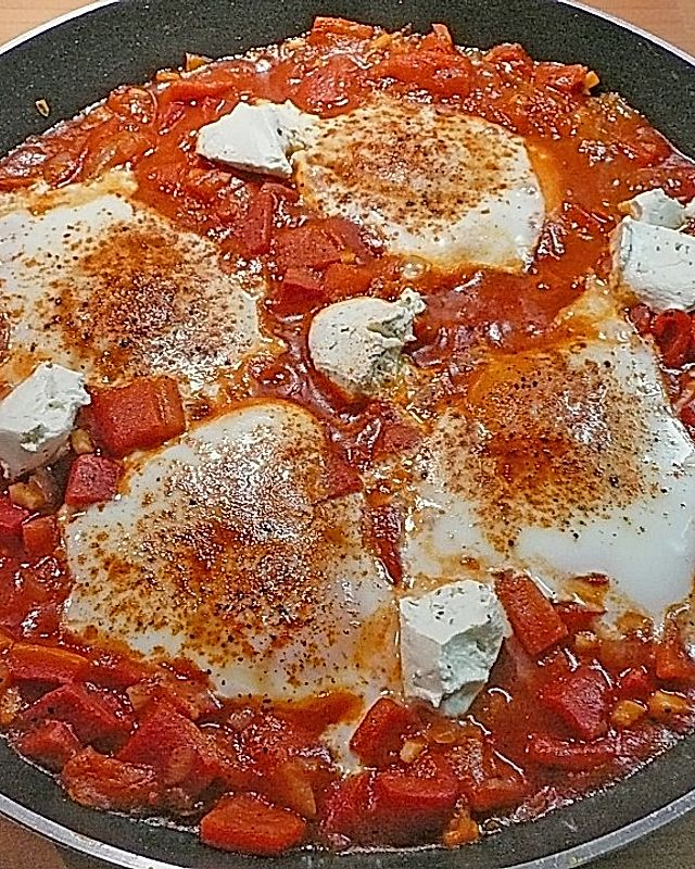 Eier in Paprika - Tomaten - Sugo