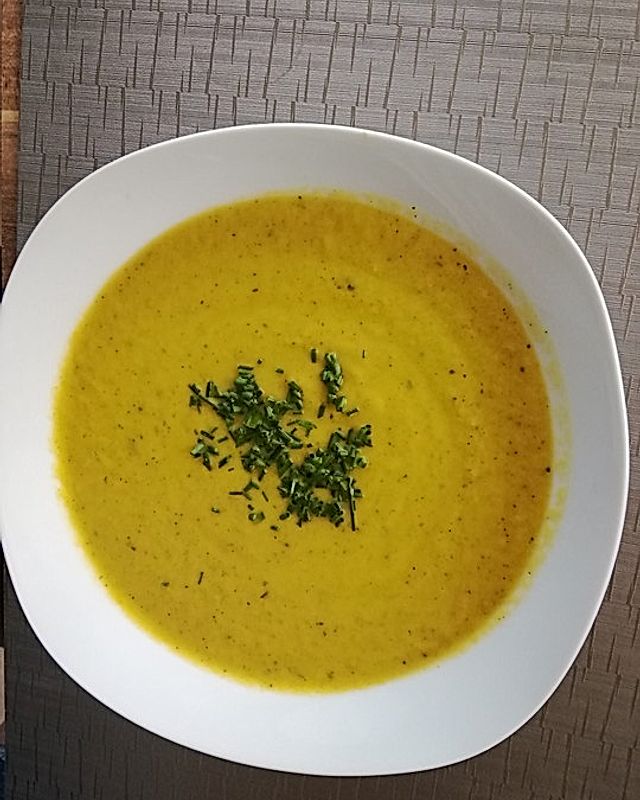Zucchini - Möhren - Suppe