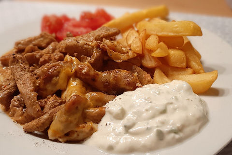 Gyros, überbacken Mit Metaxa - Sahne - Sauce Von MiriOremek| Chefkoch