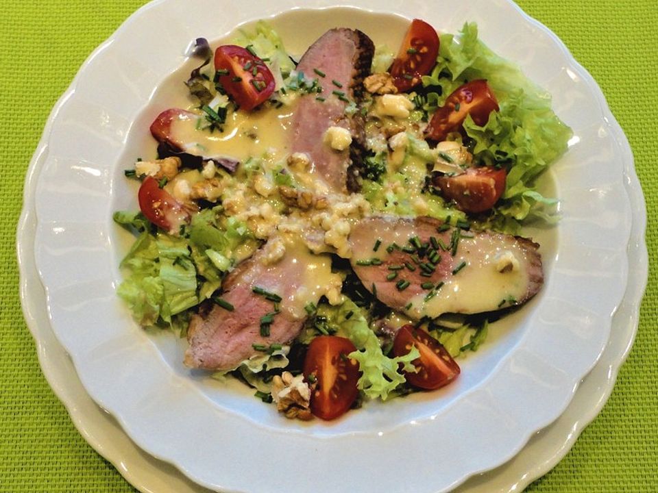 Gemischter Blattsalat mit Entenbrust à l'Orange von giedi_primus| Chefkoch Gemischter Blattsalat mit Entenbrust à l'Orange von giedi_primus| Chefkoch