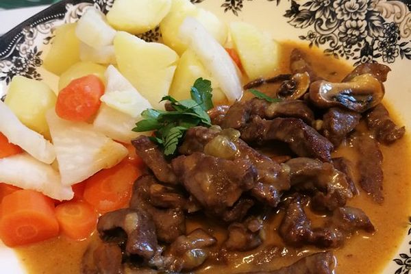 Rindergeschnetzeltes Stroganoff von die_krümel | Chefkoch