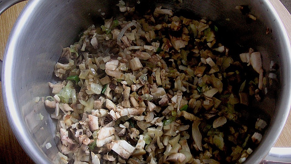 Schnelle Champignonsuppe von Ambarenya