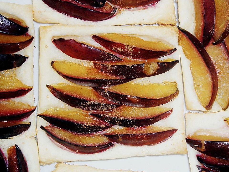 Schnelle Pflaumen - Kirschtarte von ElliP| Chefkoch