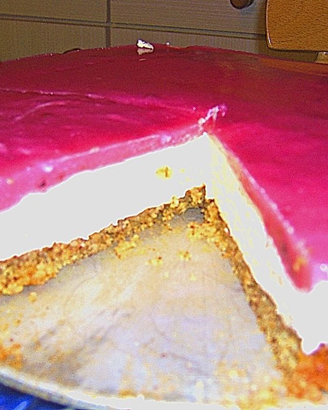 Rote Grütze - Torte mit Paradiescreme