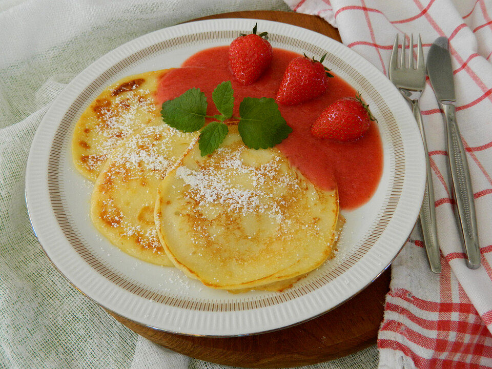 Quarkkäulchen mit Erdbeersauce von Apfelzweig| Chefkoch