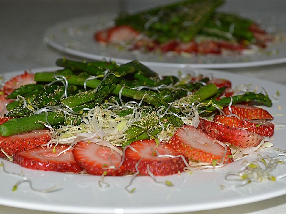 Erdbeer - Spargel - Salat von AFRED1 | Chefkoch