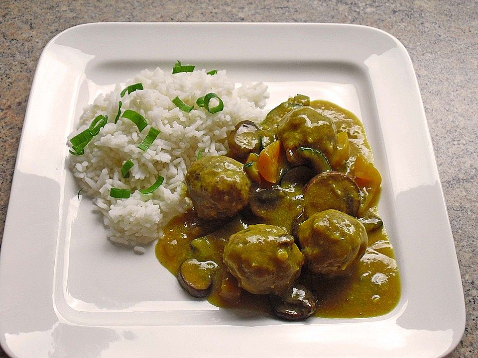 Hackklößchen in bunter Currysauce von Apfelzweig| Chefkoch