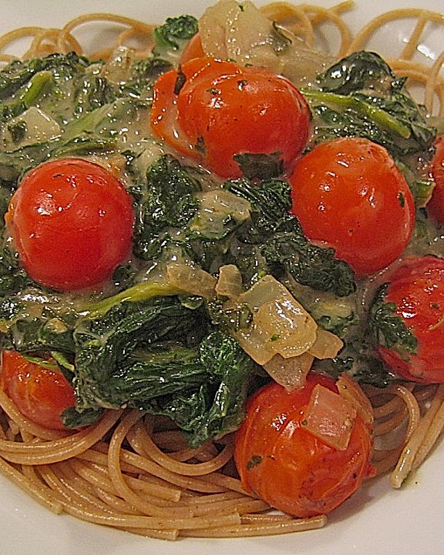 Spinat - Tomatensoße