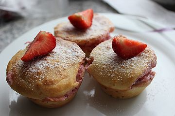 Strawberry - Cheesecake - Muffins