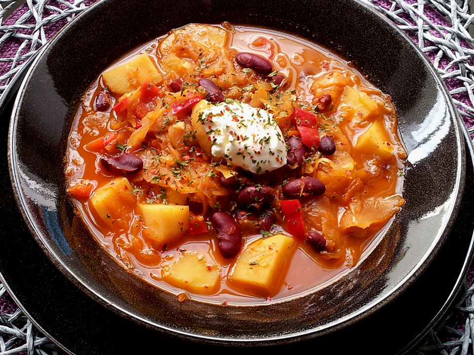 Feuriger Sauerkraut Eintopf von VeggieJaNina Chefkoch