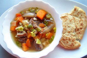 Ochsenbeinsuppe