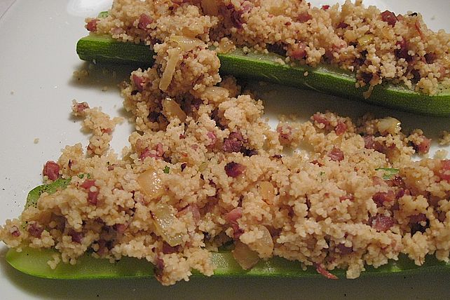 Zucchini mit Schinken - Couscous - Füllung von Briseis_0110| Chefkoch Zucchini mit Schinken - Couscous - Füllung von Briseis_0110| Chefkoch