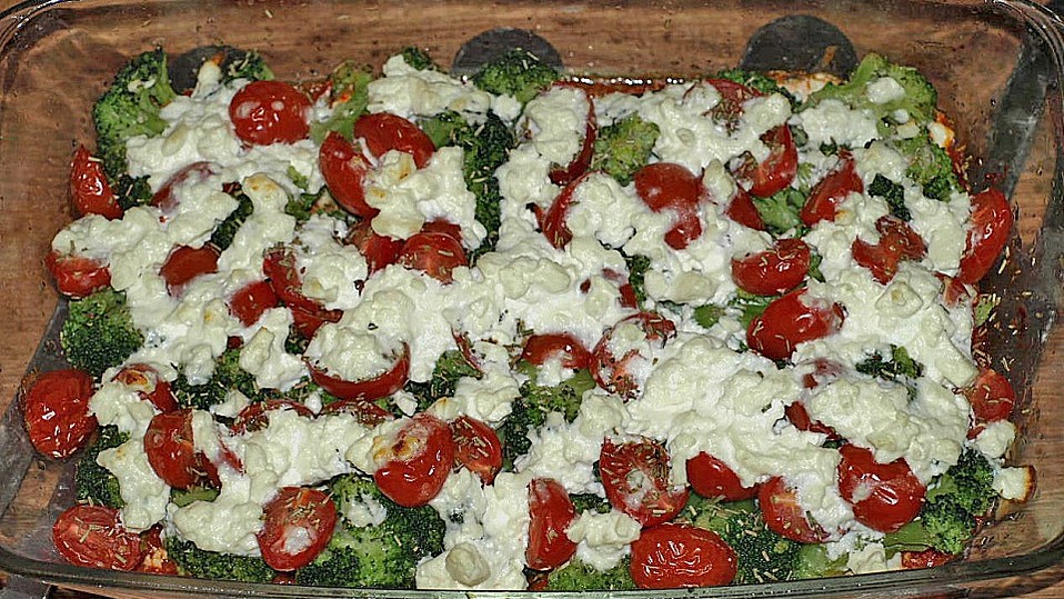 Brokkoligratin mit Schafskäse Brokkoligratin mit Schafskäse