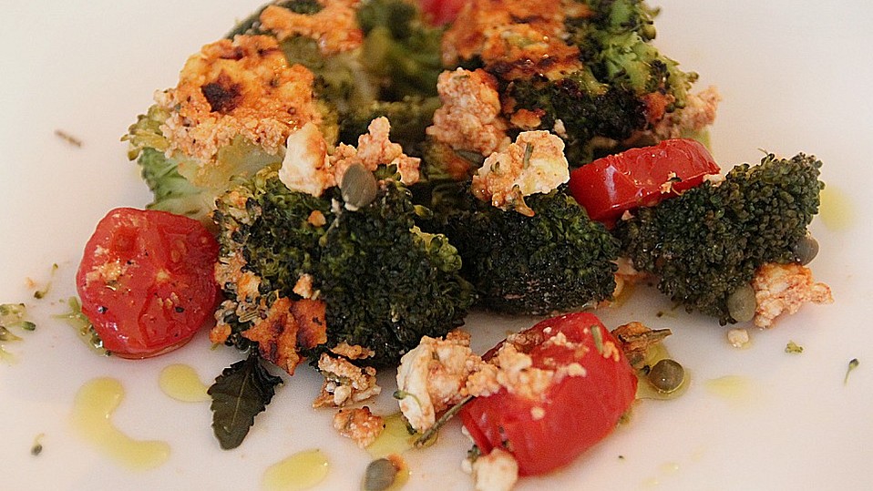 Brokkoligratin mit Schafskäse Brokkoligratin mit Schafskäse