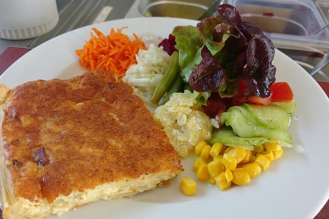 Schnelle Quiche Lorraine mit Blätterteig von spacemouse9999