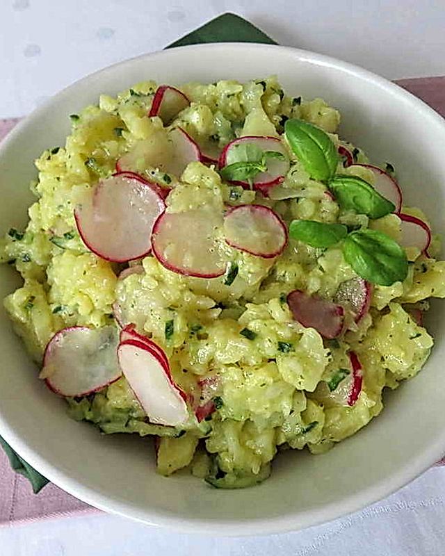 Grüner Kartoffelsalat mit Schnittlauch