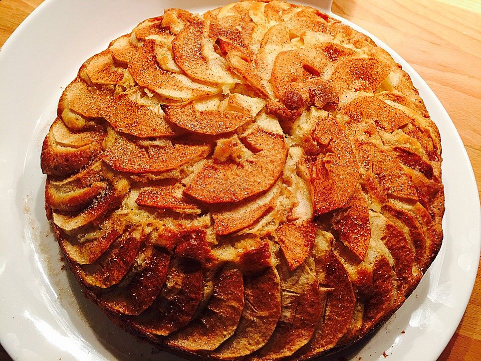 Saftiger Vanille - Apfel - Rührkuchen von Superjojo | Chefkoch