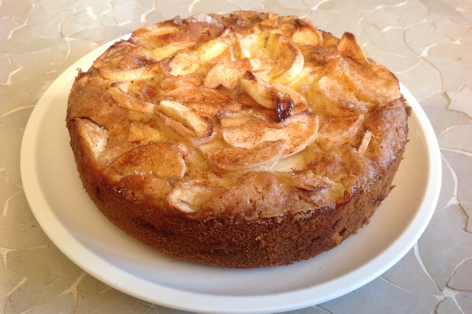 Kleiner Apfel - Amaretto - Kuchen