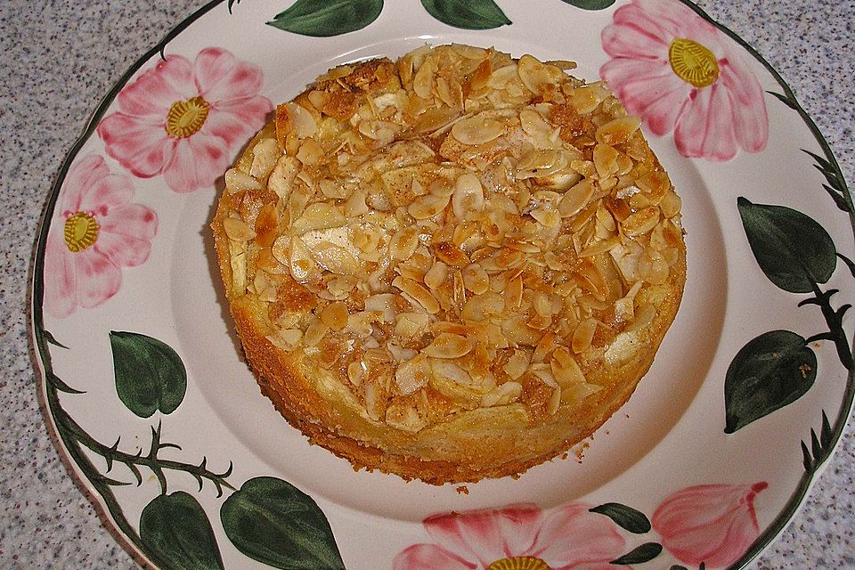 Kleiner Apfel - Amaretto - Kuchen