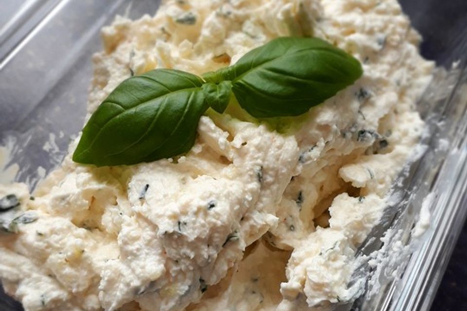 Knoblauch - Feta - Creme