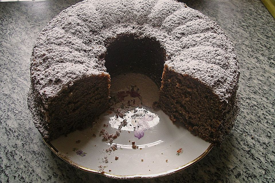 Eierlikör - Nuss - Kuchen