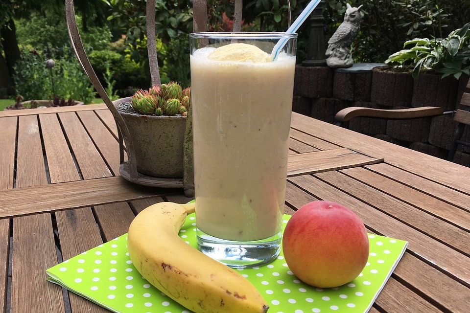 Bananen - Pfirsich - Milch