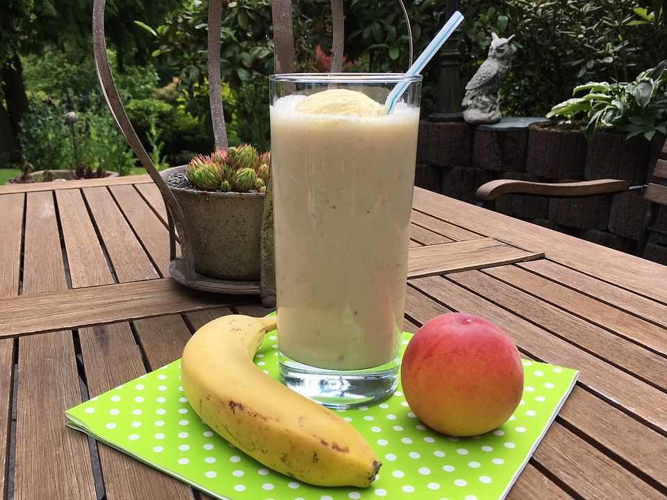 Bananen Pfirsich Sojadrink — Rezepte Suchen