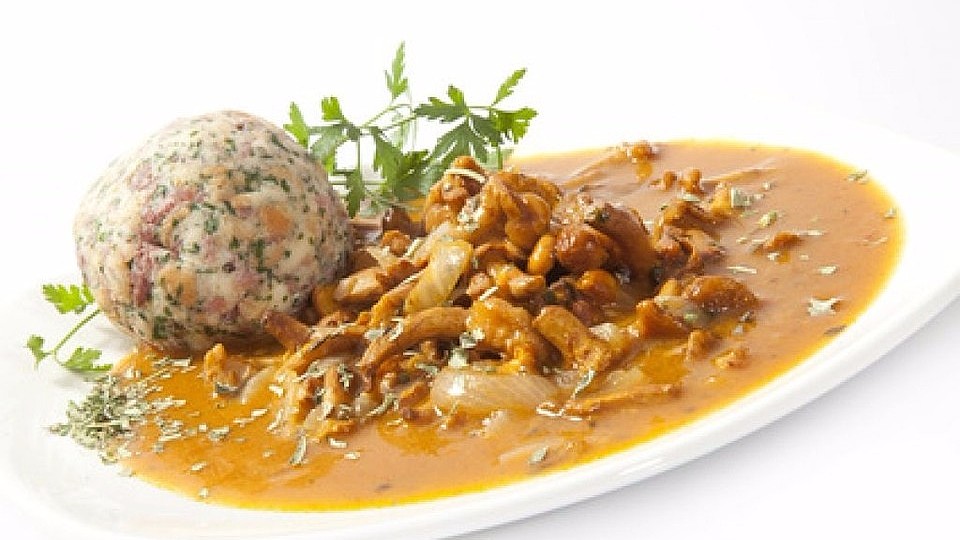 Eierschwammerlgulasch Von Tryumph800 Chefkoch 